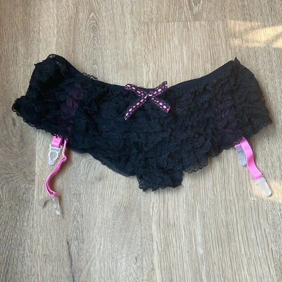 Leg Avenue | Intimates & Sleepwear | Womens Medium Ruffle Panties With Garter  Belt Super Sexy Black | Poshmark